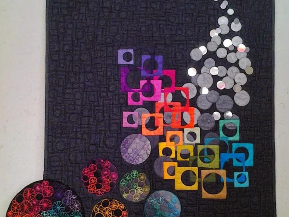 Collage y Bordado a Máquina